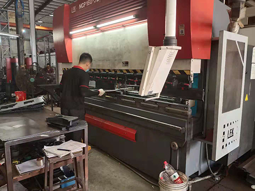 东莞长安钣金加工